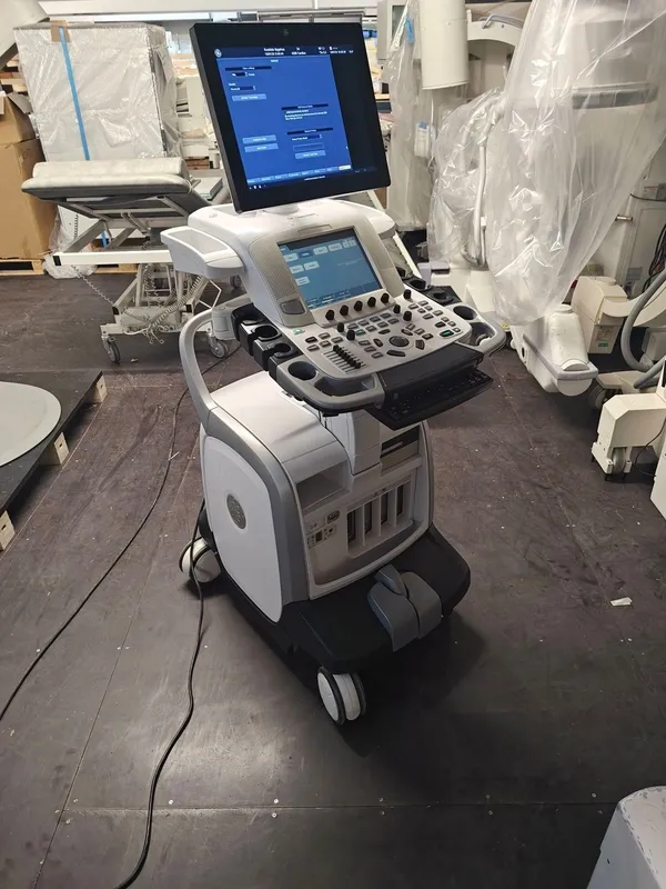 GE Vivid E9 XDclear Cardiac